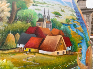 Lidé na brněnském náměstí obdivují dvoumetrovou kraslici Městu ji darovali chorvatští umělci