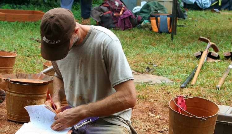 Archeologové v Brně při dohledu na staveništi objevili nedoložené středověké osídlení