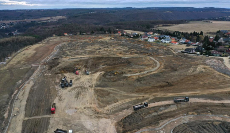 size3-size4-17113755968194-139-tempo-odstranovani-ekologickych-zatezi-je-pomale-vytyka-nku-podle-odborniku-muze-trvat-i-dalsich-70-