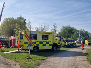 Do jihomoravských Pasohlávek přijely tři stovky členů záchranných složek. Cvičili záchranu při povodních