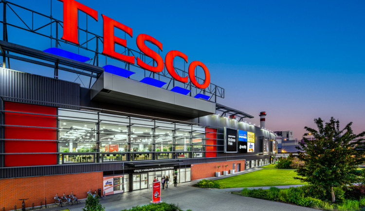 NC Královo Pole na Den Země uklízí s panenkou Barbie