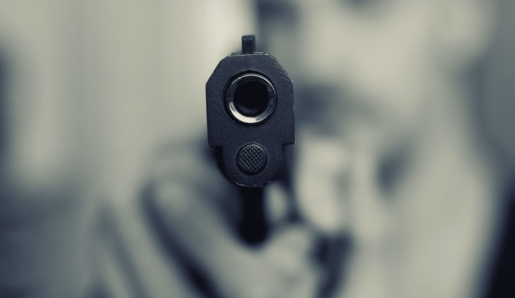 Lupič z benzínky v Úštěku se přiznal i k loupeži na poště ve Cvikově