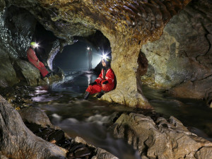 Cenu za nejvýznamnější tuzemský objev letos dostali jeskyňáři, kteří zkoumali Amatérské jeskyně