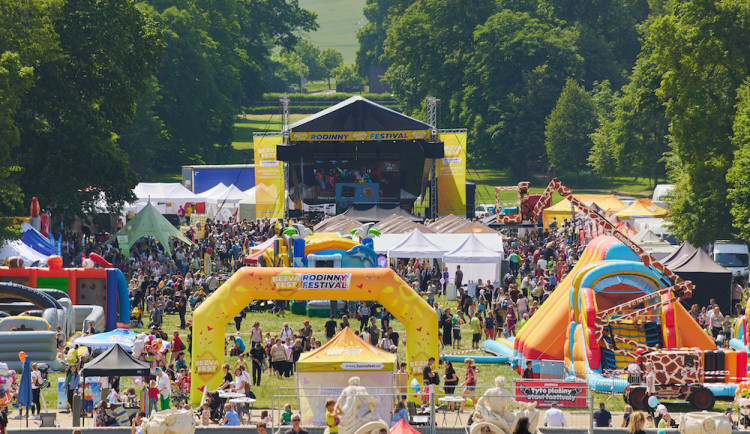 Nejzábavnější rodinný festival Bezva Fest proběhne už 4. května ve Slavkově u Brna