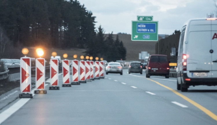 Rozšiřování dálnice D1 v Brně na šest pruhů má být o dva měsíce rychlejší, stát připlatí 70 milionů
