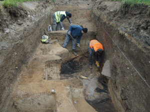 Archeologové zjišťují, jak vypadalo předměstí Brna v 11. století. Při vykopávkách našli i obytný dům