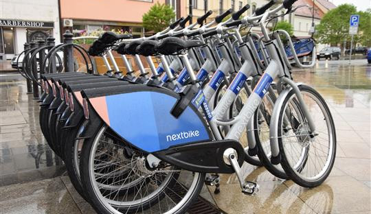 O sdílená kola je v Hodoníně zájem. Službu využívá průměrně 210 lidí denně