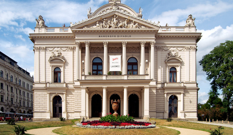 Národnímu divadlu Brno chybí peníze na skladování dekorací, potřebuje 800 tisíc. Od města ale dostane jen půlku