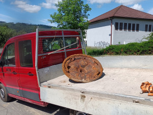 Dělníci v Blansku vykopali kus druhoválečného minometu. Při rekonstrukci vodovodu ho vytáhl bagr