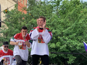 VIDEO: Brněnský odchovanec Dostál pobláznil národ. Je to doma, křičel na Staromáku