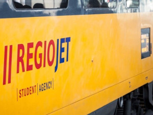 RegioJet vyřadil spací vozy rakouského typu. Jejich konstrukční nedostatky se projevily při nehodě v Pardubicích