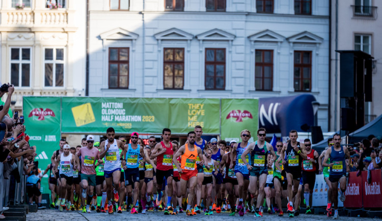 Olomouc přivítá 14. půlmaraton. RunCzech láká i na rodinné běhy a novou pětku