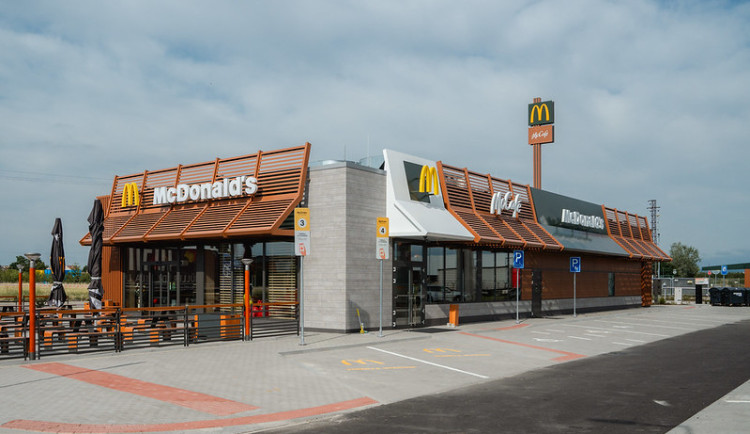 McDonald’s otevřel první restauraci na Slovácku