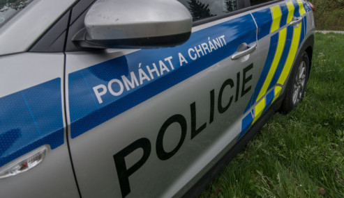 Vůz v Brně srazil školáka, řidič od nehody ujel. Policisté po něm pátrají