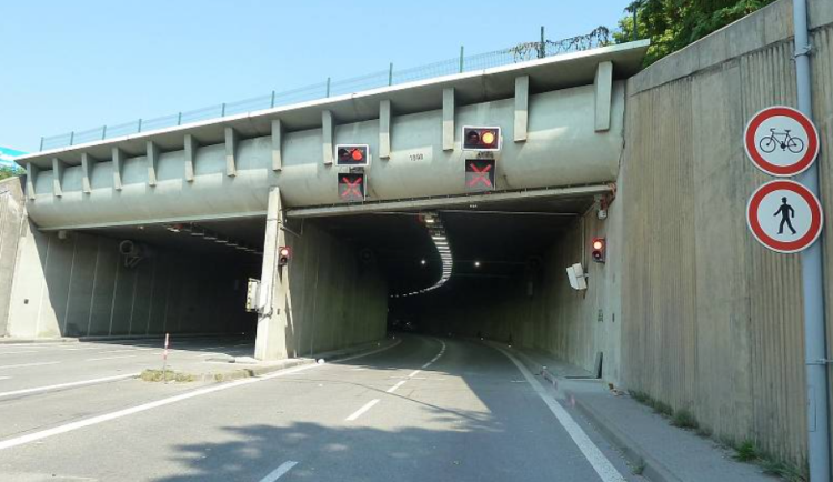 V pondělí začne sedmitýdenní uzavírka Husovického tunelu v Brně, neprůjezdná bude i Karlova ulice