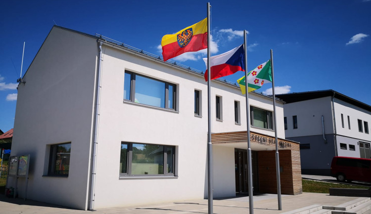 Moravskou vlajku vyvěsí na Cyrila a Metoděje rekordní počet radnic