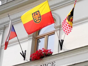 Moravskou vlajku vyvěsí na Cyrila a Metoděje rekordní počet radnic
