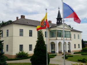 Moravskou vlajku vyvěsí na Cyrila a Metoděje rekordní počet radnic