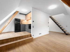 Moderní bydlení v blízkosti přírody táhne. Jedno takové najdete  v srdci Jeseníků