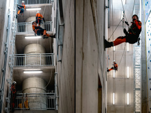 Speciálně vyškolení policisté cvičí v brněnských Řečkovicích