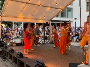 VIDEO: Centrum jihomoravské metropole oživili exotičtí tanečníci. Začal festival brazilské kultury