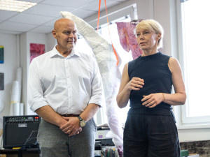 Brněnské kapely Kumbalu a The Outroverts vystoupily v prostoru zkušeben a ateliérů ZET9 v Líšni