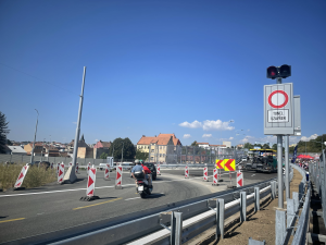 VIDEO: Estakáda velkého městského okruhu se na den otevřela veřejnosti. Motoristé se zde projedou až v neděli