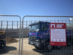 VIDEO: Estakáda velkého městského okruhu se na den otevřela veřejnosti. Motoristé se zde projedou až v neděli