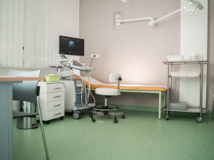 Rodičky si oblíbily vyškovskou porodnici. Kapacita už nestačila, otevřeli nové porodní centrum