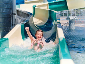 Aqualand během léta navštívilo 260 tisíc lidí, letní areál otevře i tento víkend