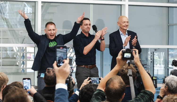 Bujaře jsem neslavil. Komunisté v zastupitelstvu? Tomu nerozumím, říká hejtman Jan Grolich