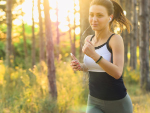 Jak zůstat v kondici? Pohyb, vyvážená strava a zbavení se nezdravých návyků