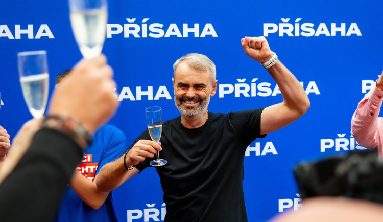 VOLBY 2024:´Jižní Morava zná své senátory. Druhé kolo ovládli bývalý policista Šlachta a režisér Rychlík