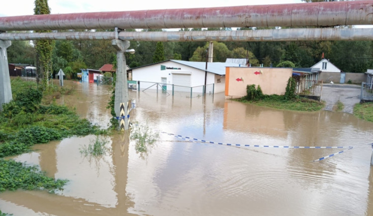 Již přes miliardu korun vyplatily pojišťovny na povodňové škody v Česku