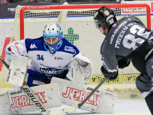 Hokejisté Karlových Varů zdolali Kometu 5:4 v prodloužení