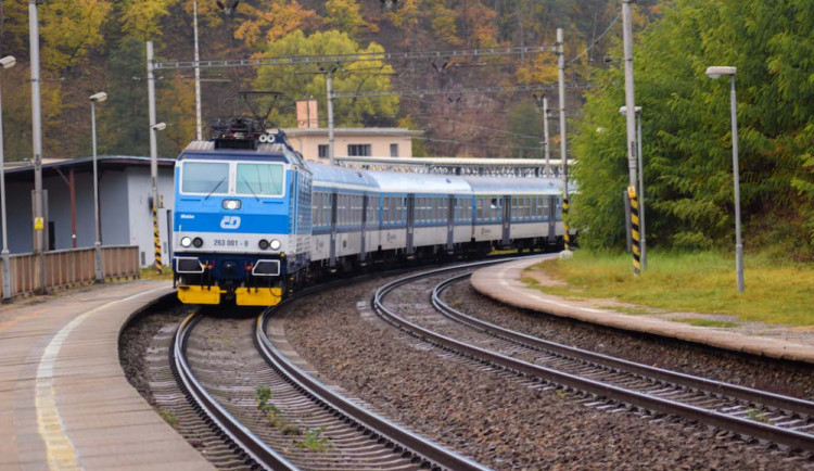 size3-17004740924547-60-vlaky