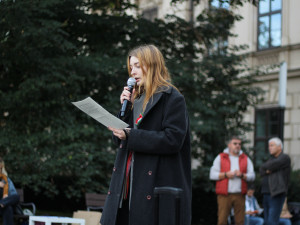 VIDEO: V Brně demonstrují desítky lidí. Podpora Izraele je podle nich nekritická