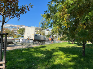 VIDEO: V jihomoravské metropoli už vyhlíží Vánoce. Na Moraváku roste vyhlídkové kolo