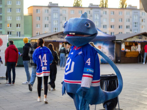FOTOGALERIE: Podívejte se, jak vypadala atmosféra před hokejovým zápasem MUNI a VUT