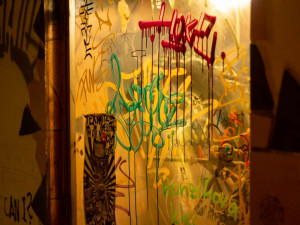 Brněnský underground nese jméno Hostimil. Kultovní čajovna se skrývá ve sklepním labyrintu