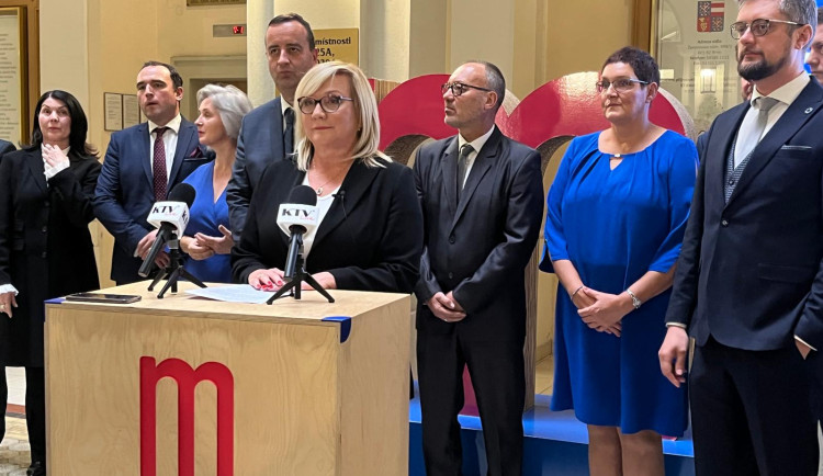 Obrázek WhatsApp, 2024-11-04 v 15.40.55_ca2ccdbe