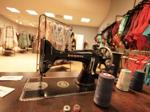 GoldBee otevřela obchod ušitý na míru nákupy s dětmi