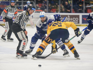 Kometa prohrávala v Budějovicích 1:5, nakonec bere aspoň bod za prohru v prodloužení