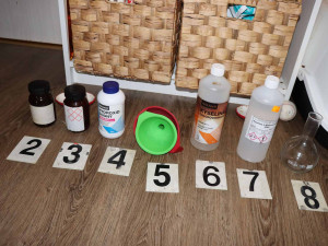 VIDEO: Kriminalisté na Brněnsku odhalili dvě varny pervitinu. Léky k výrobě drogy pocházely ze zahraničí