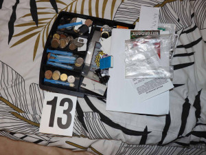 VIDEO: Kriminalisté na Brněnsku odhalili dvě varny pervitinu. Léky k výrobě drogy pocházely ze zahraničí