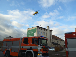 Při výbuchu v bytovém domě ve Znojmě se zranilo několik lidí. Někteří jsou v kritickém stavu