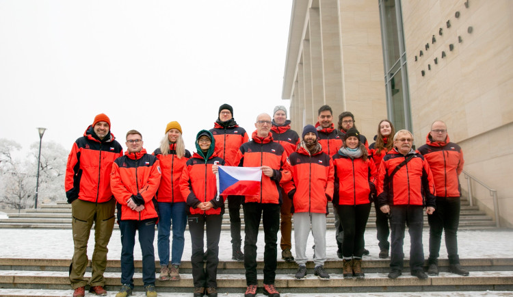 Na Nový rok odjela do Antarktidy první část vědecké expedice Masarykovy univerzity