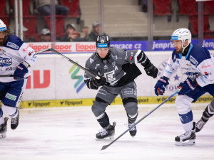 Hokejisté brněnské Komety vybojovali v Karlových Varech dvoubodové vítězství