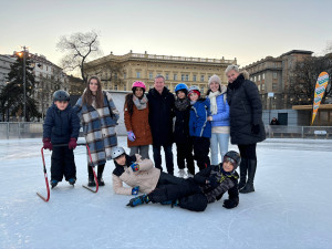 Kluziště na Moraváku přilákalo tisíce návštěvníků. Školáci i děti z dětských domovů si zabruslí zdarma