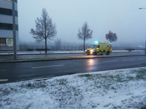 Záchranáři od rána vyjíždějí ke zraněným lidem, kteří uklouzli na náledí